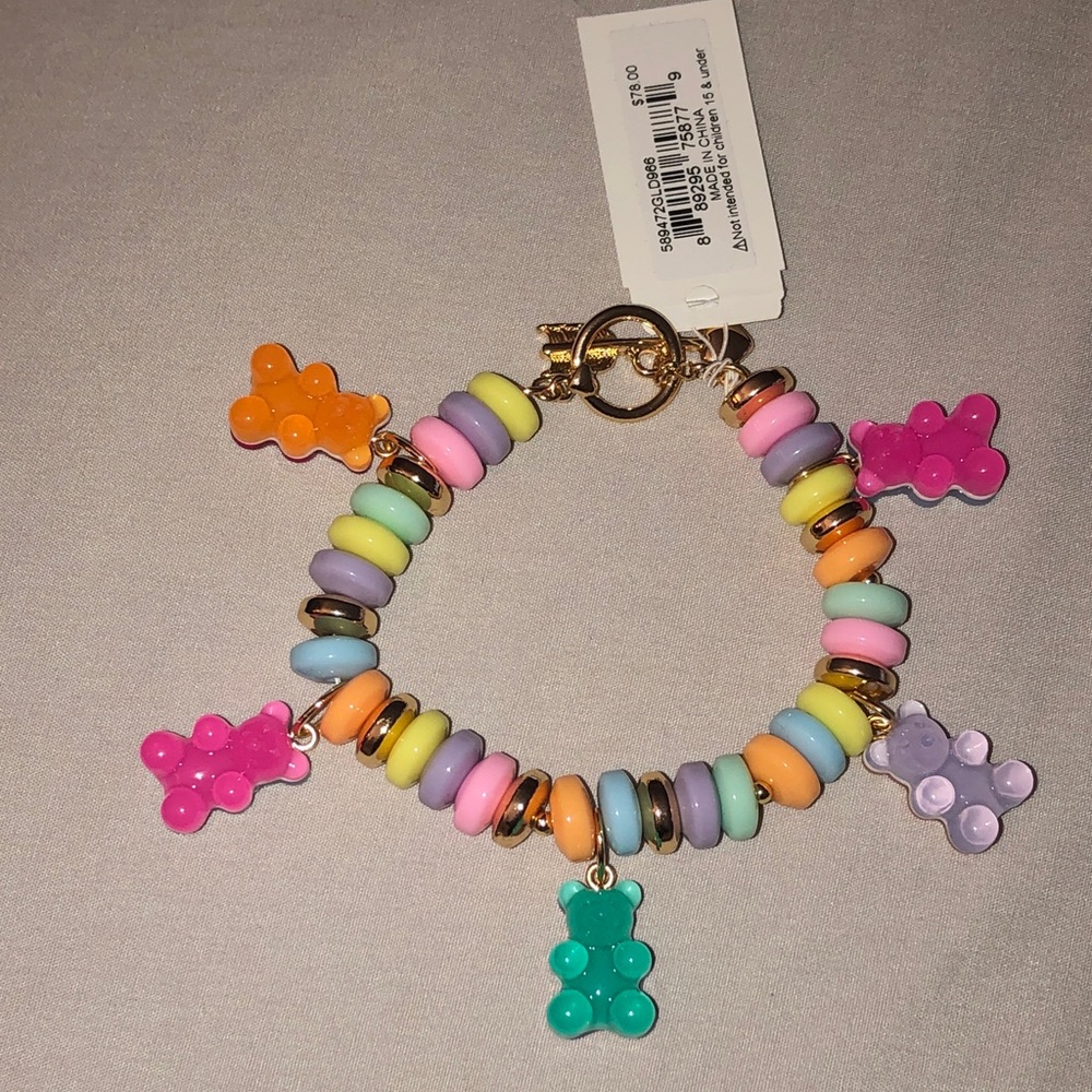 Betsey Johnson Gold Tone & Multi Color Beaded Bracelet Gummy Bear Charms NWT - Picture 1 of 12